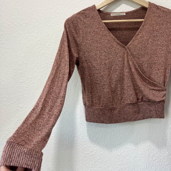 Active USA Womens Small Pink Mauve Faux Wrap Cropped Long Sleeve Sweater - Picture 3 of 7